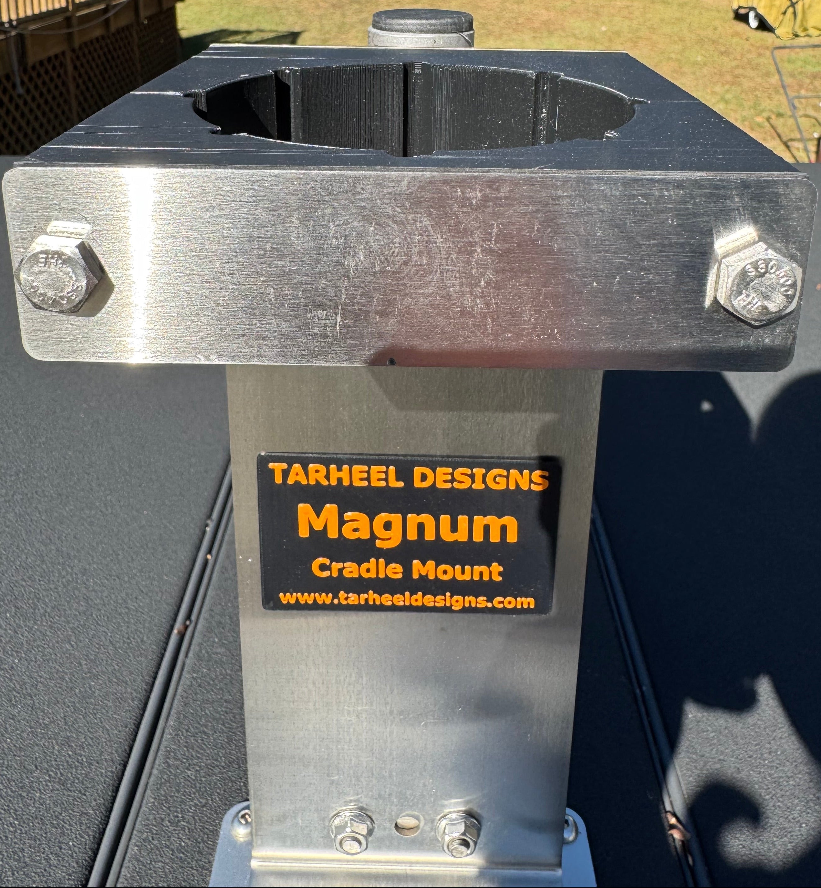 Magnum Cradle Mount